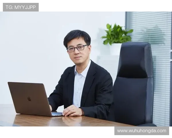 专访黄芳揭秘英雄联盟成功背后的策略与创新之路 专访黄芳揭秘英雄联盟成功背后的策略与创新之路