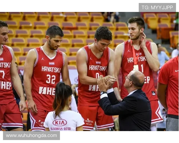 广州篮球队在洲际杯中的蜕变与未来发展之路探讨