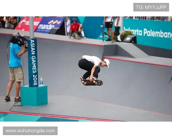 深圳滑板队与南京滑板队赛后复盘分析比赛节奏与战术对比 深圳滑板队与南京滑板队赛后复盘分析比赛节奏与战术对比