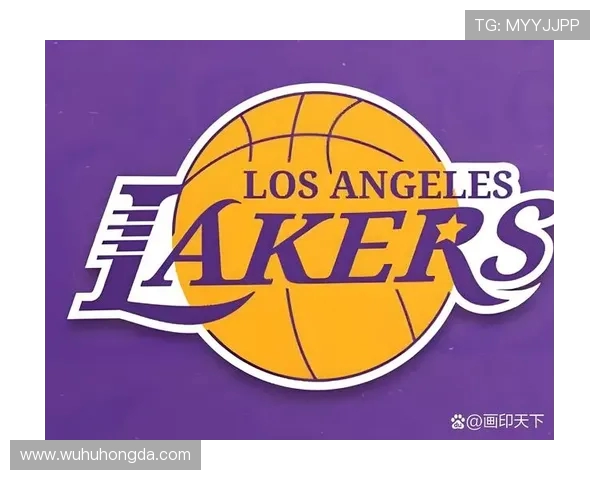 太阳与湖人激战正酣最终结果揭晓球迷热议赛场精彩瞬间