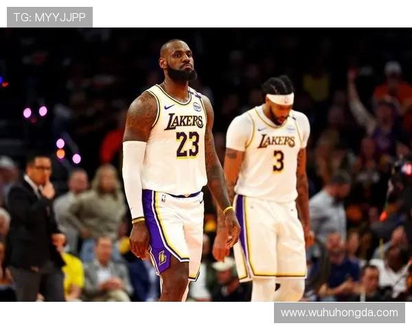 湖人对决国王精彩直播11月11日全程回顾与赛后分析 湖人对决国王精彩直播11月11日全程回顾与赛后分析