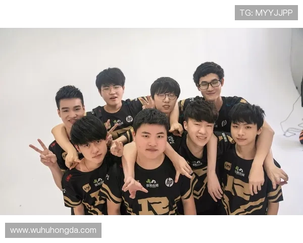 RNG在英雄联盟赛场上的速度争议引发热议与讨论