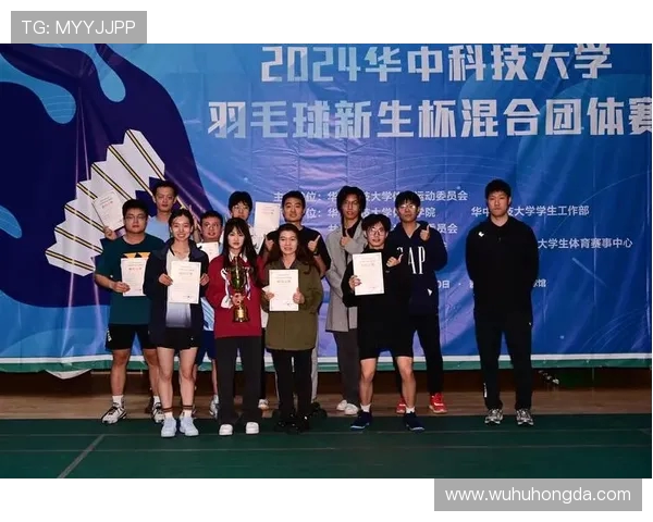 成都羽毛球队个人能力排名创新高展现出色实力与团队协作精神